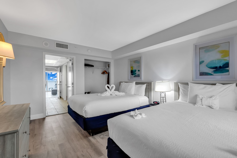 Signature Condo, 1 Bedroom, Balcony, Oceanfront photo 3