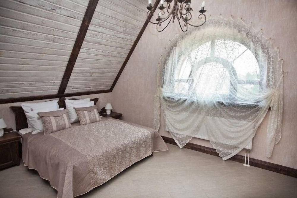 Deluxe Room, Bathtub photo 1