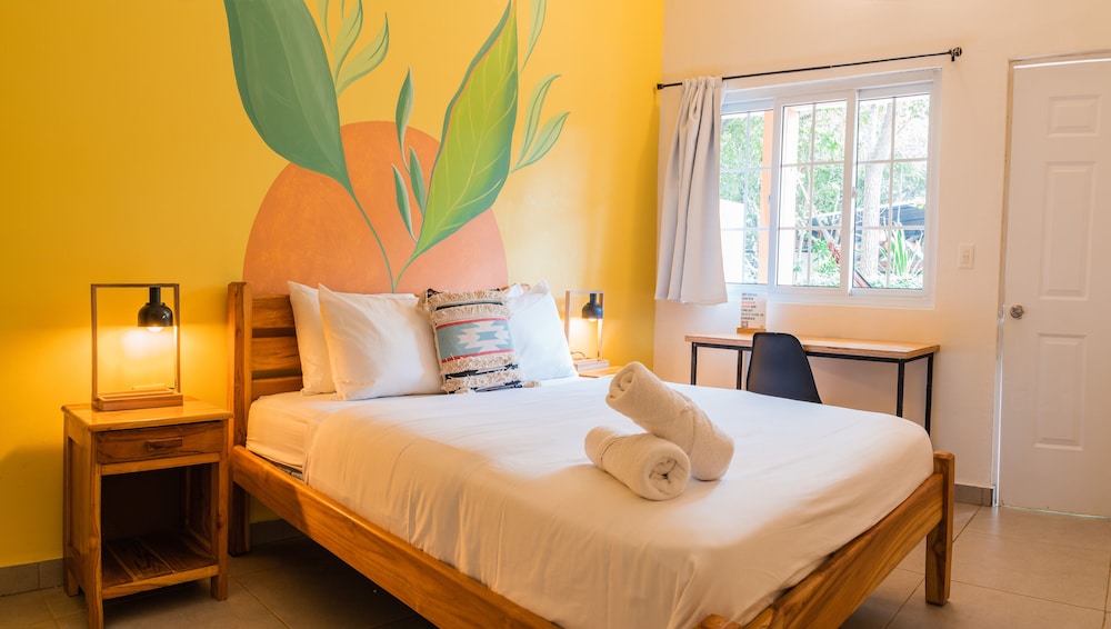 Standard Double Room, 1 Queen Bed photo 3
