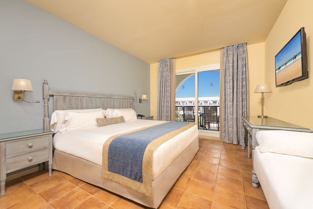 Classic Double Room (1 adult and 2 children)