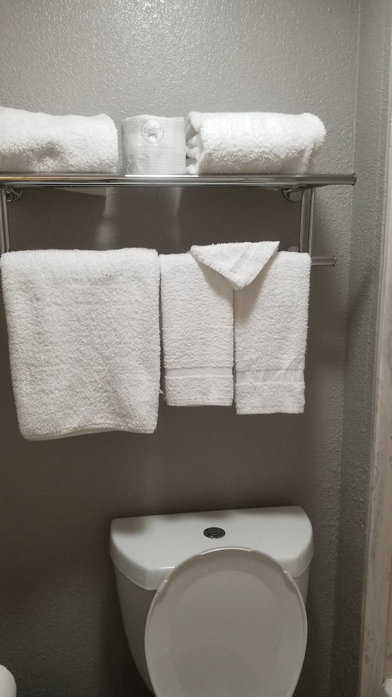Standard Room, 2 Queen Beds, Non Smoking, Kitchenette - Photo 10