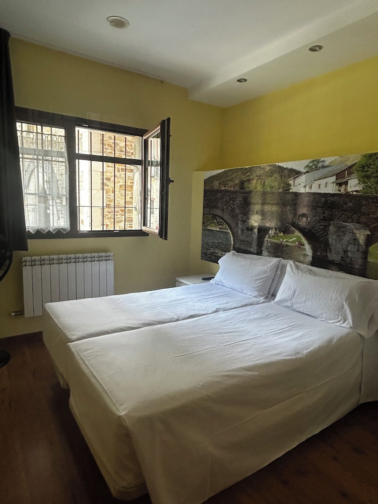 Standard Double or Twin Room, 1 Bedroom, Private Bathroom, Beach View