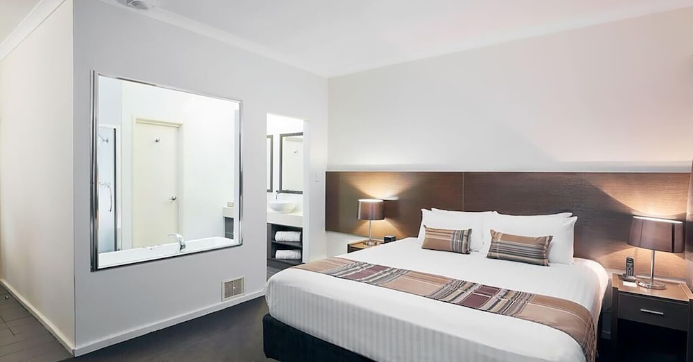 Suite, 1 King Bed, Jetted Tub (Spa Suite)