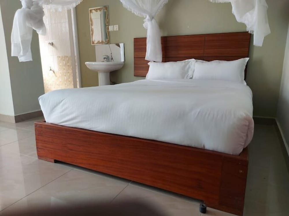 Standard Single Room, Garden View