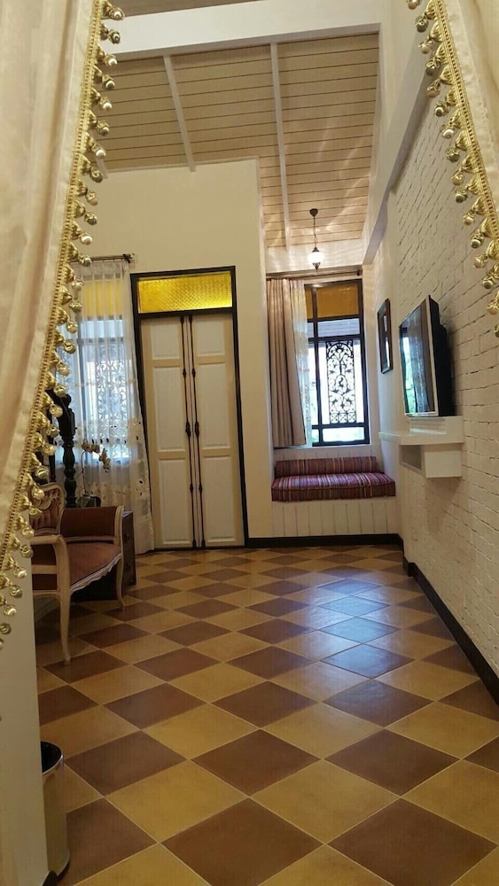 Deluxe Duplex, 1 Bedroom, Balcony, Courtyard Area photo 3