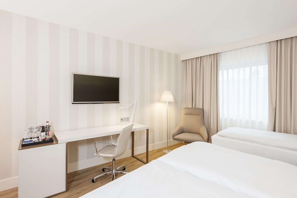 Superior Room (Extra Bed 2 adults + 1 child) - Photo 2