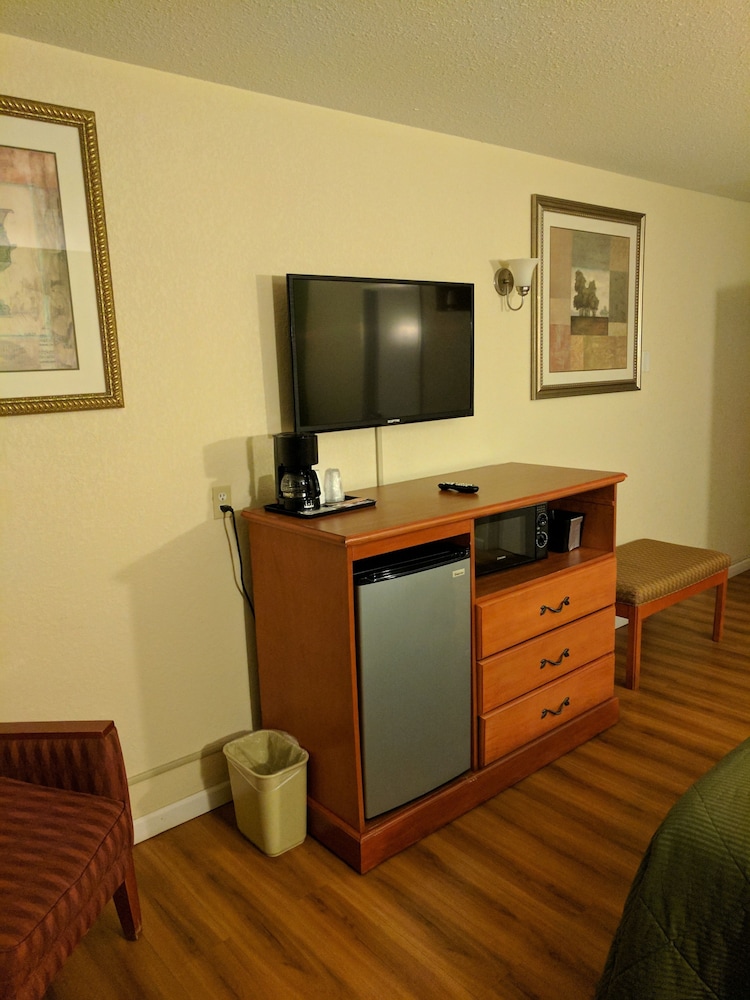 Room (Non-Smoking) photo 2