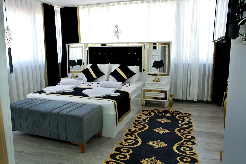 Panoramic Suite, 2 Double Beds, Terrace, Sea View photo 1