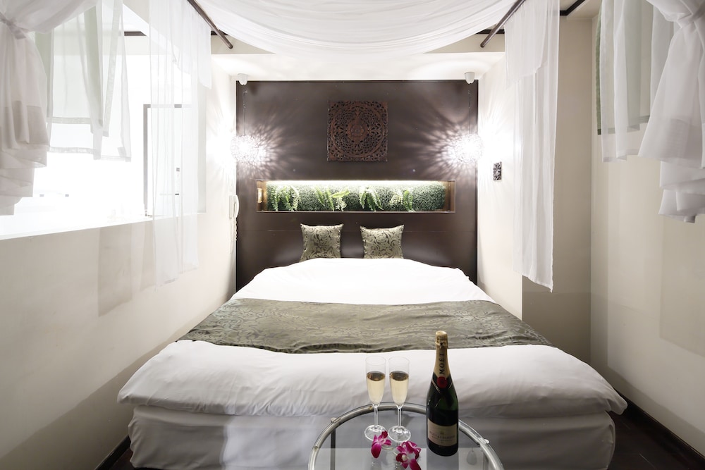 Superior King Room photo 2