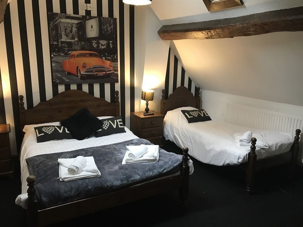 Standard Suite, Ensuite photo 2