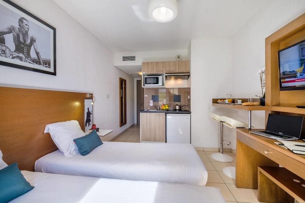 Standard Room, 2 Twin Beds, Non Smoking photo 2