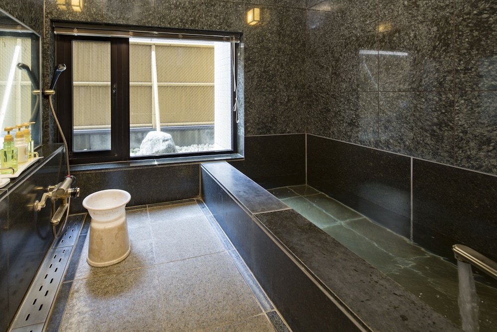 Japanese Style Room, with Hot Spring Tub, Non Smoking (8 Tatami mats) photo 3