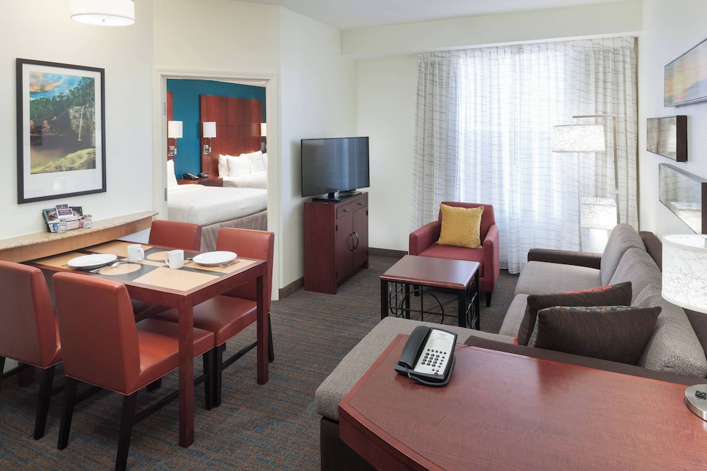 Suite, 1 Bedroom photo 1