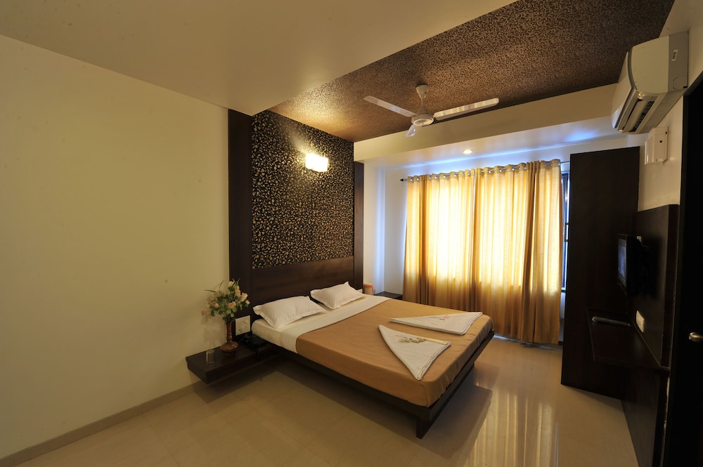 Super Deluxe Double Bed A/C photo 3