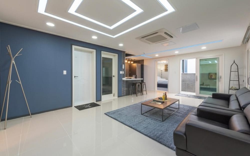 Room (C301 Poolvilla) - Photo 4