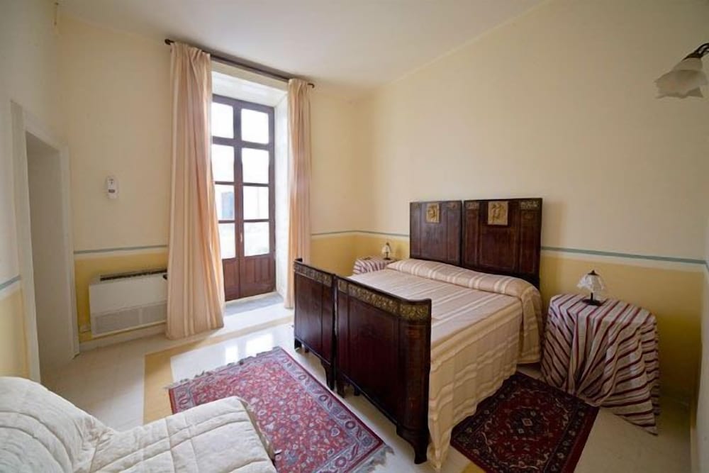 Triple Room - Photo 7