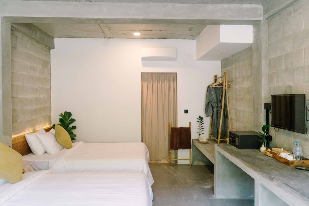 Deluxe Triple Room - Photo 2