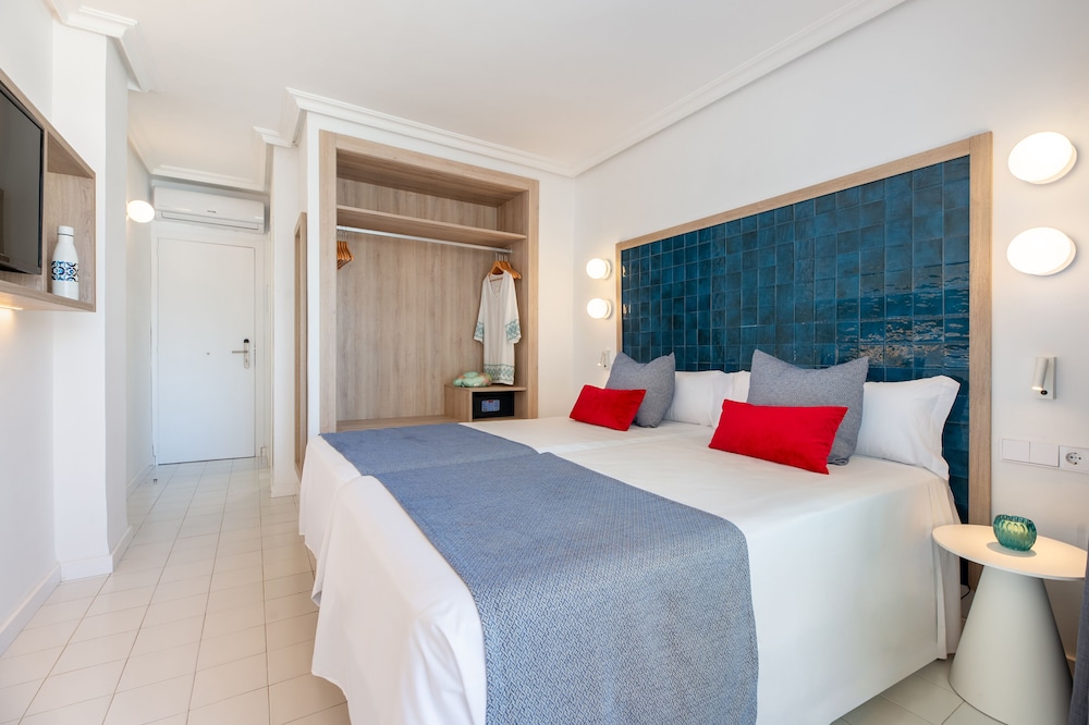 Twin Room - Photo 4
