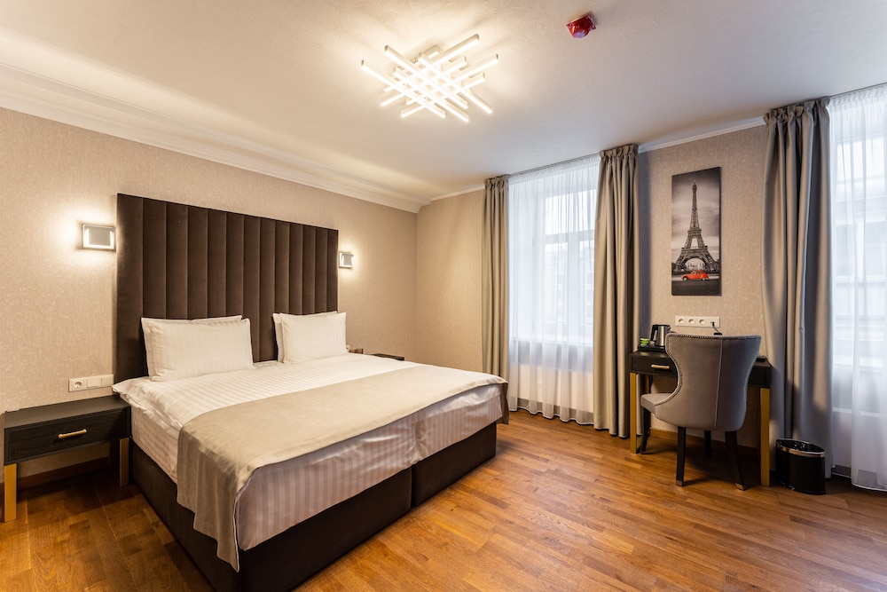 Basic Double or Twin Room