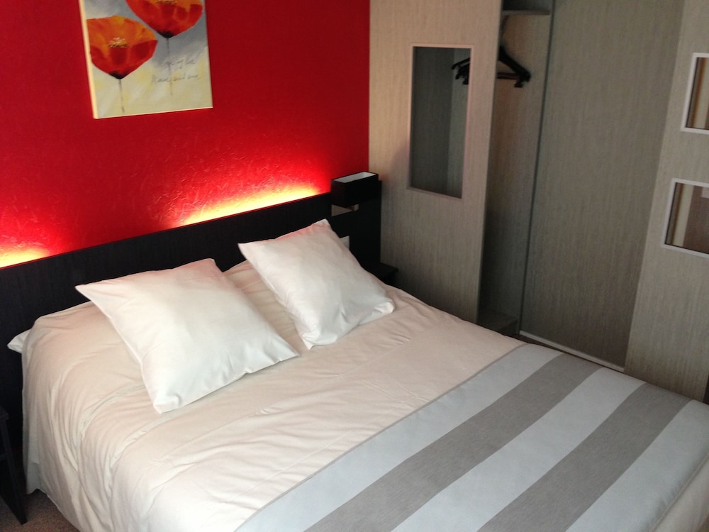 Superior Double Room - Photo 2