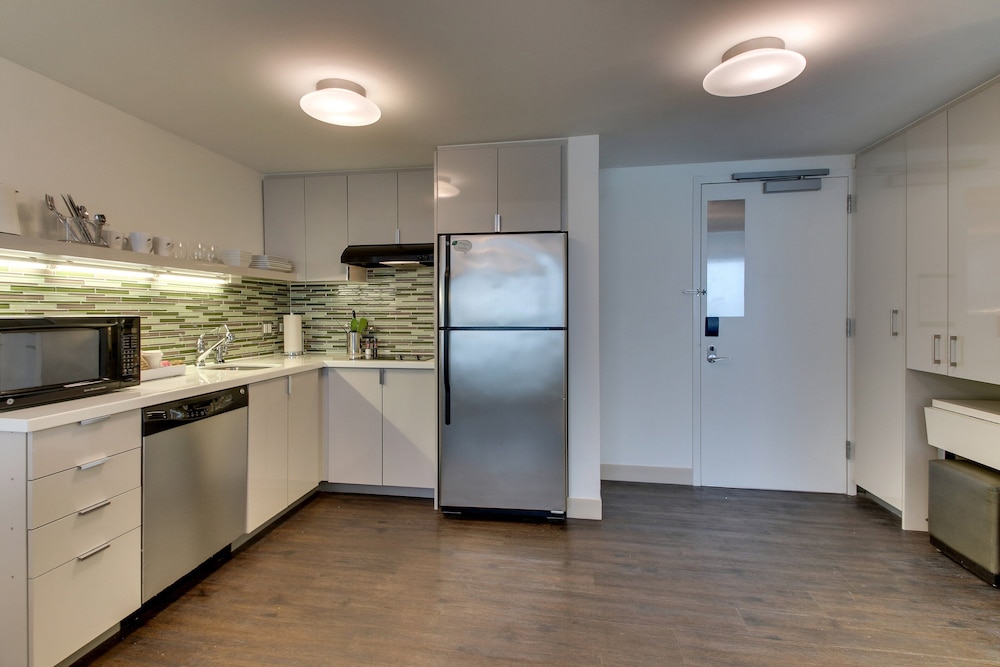 Suite, 1 Bedroom photo 1