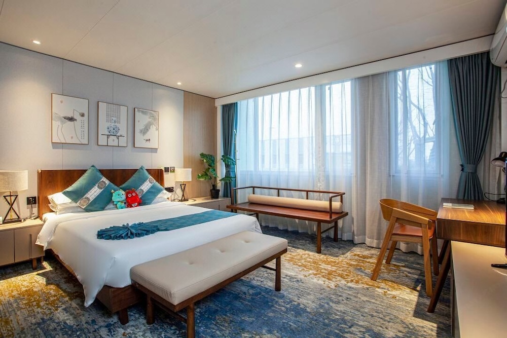 Superior Single Room, Park View