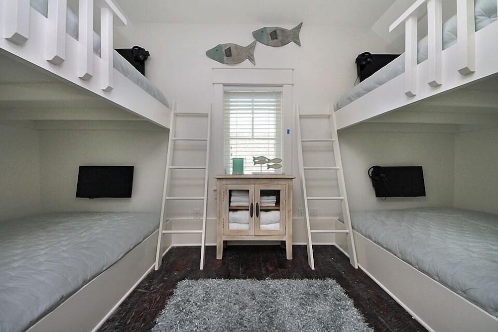 House, 5 Bedrooms, Ocean View, Sea Facing