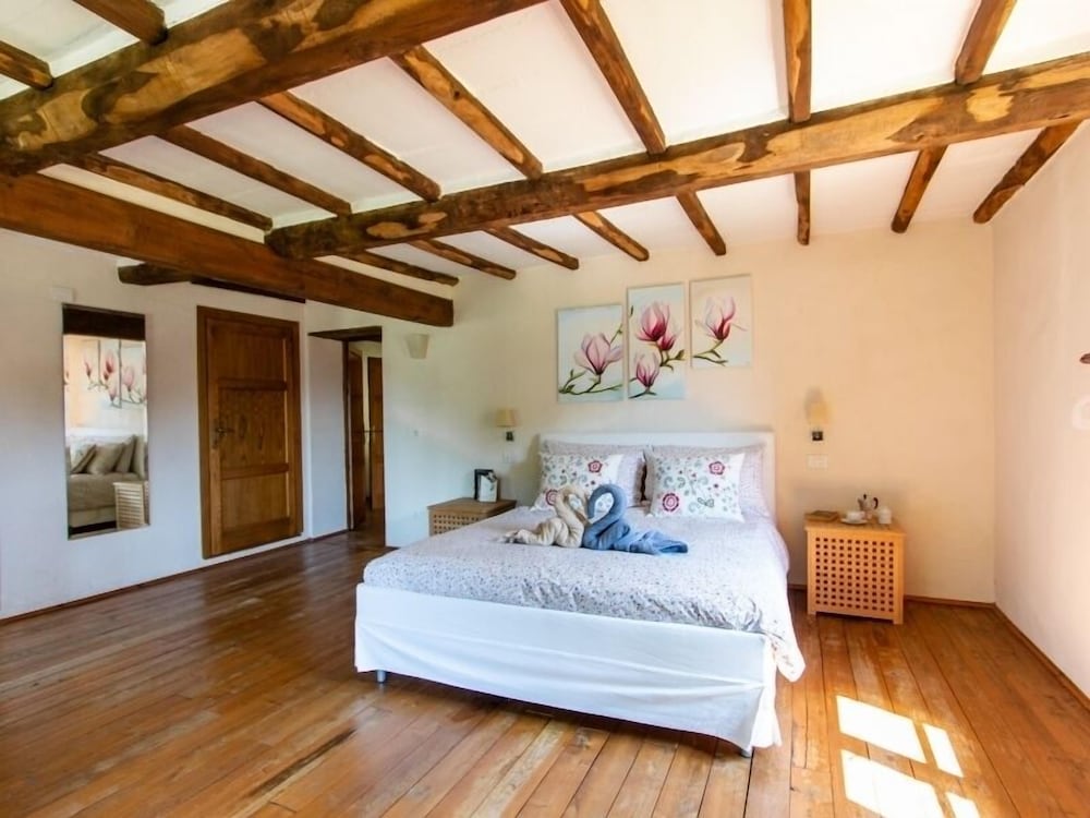 Villa, 5 Bedrooms photo 1