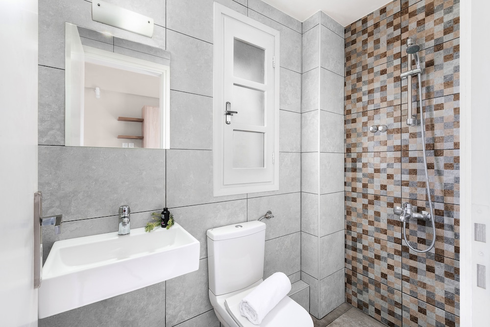 Standard Room - Photo 8
