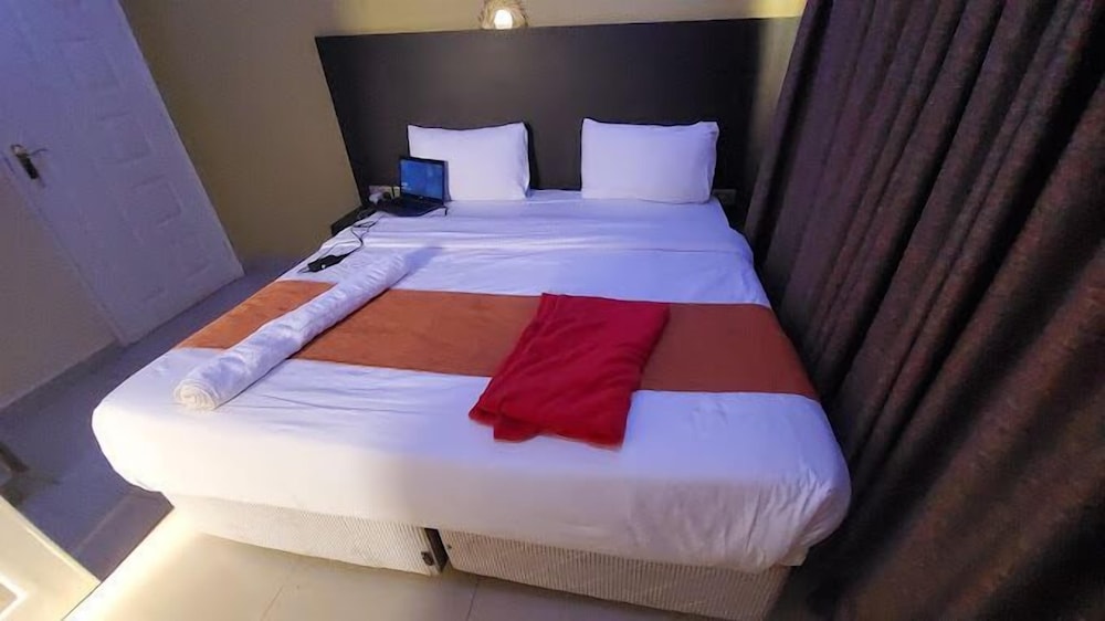 Deluxe Single Room, City View