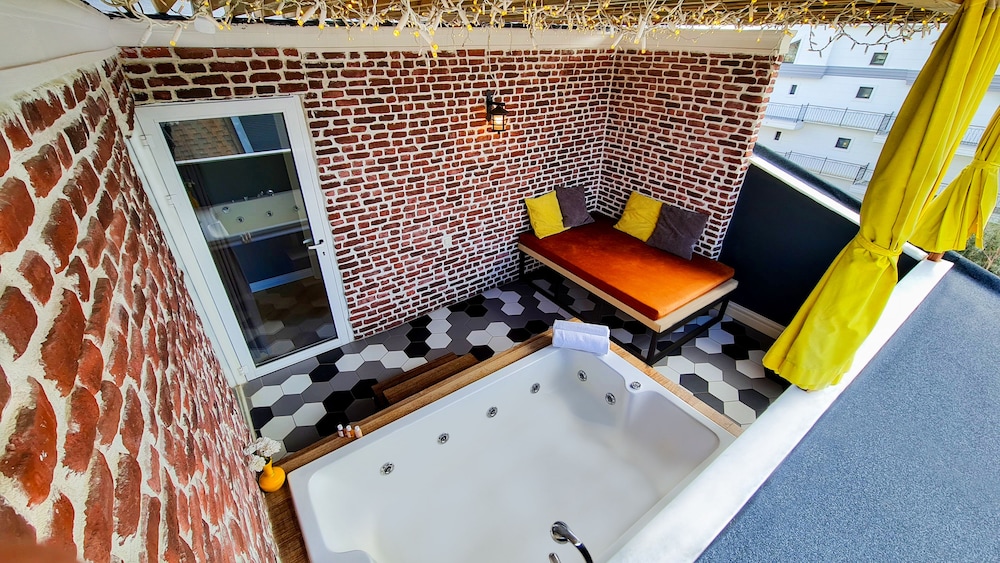 Deluxe Suite, 1 Bedroom, Jetted Tub
