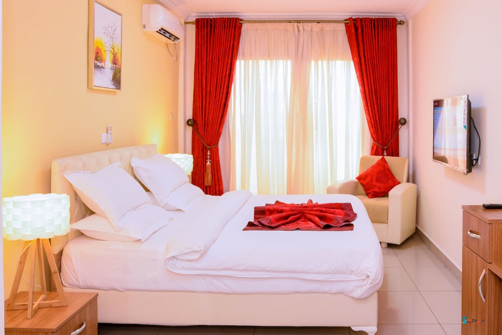 Comfort Studio Suite, 1 Bedroom, City View photo 3