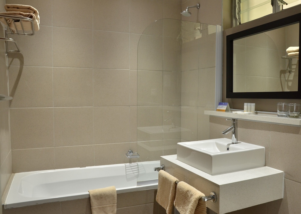 Standard Room, 2 Twin Beds, Garden View photo 3