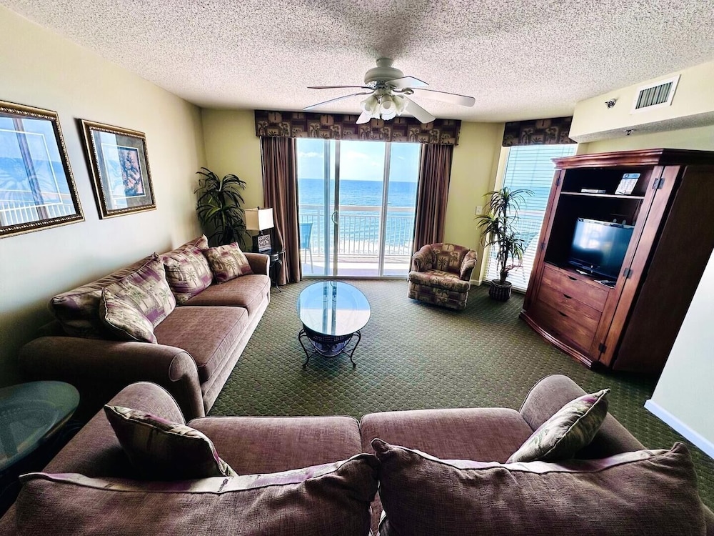 Condo, 2 Bedrooms