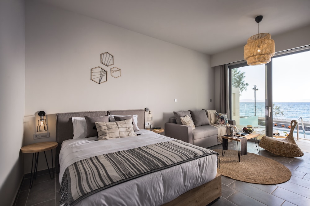 Premier Suite, Private Pool, Sea Facing