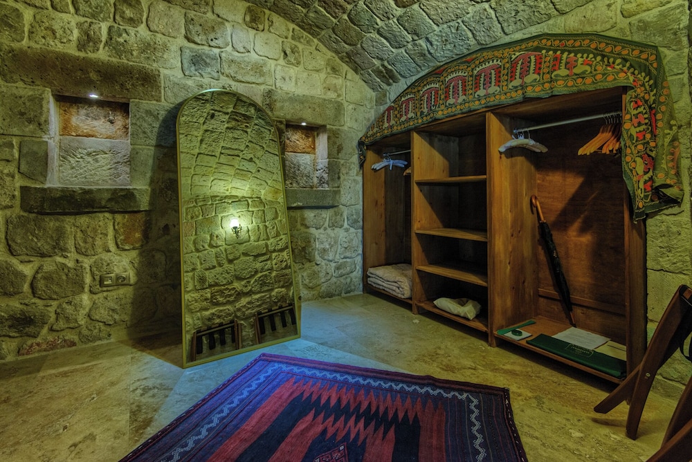 Muhteshem Imperial Pool Suite - Photo 4