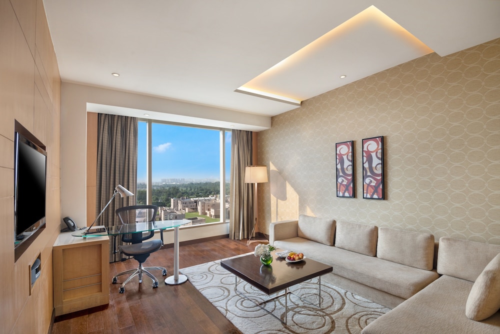 Suite, 1 Bedroom (Walk-In Shower) photo