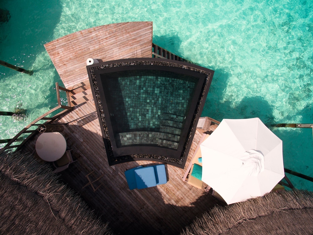 Villa (Water) photo 2