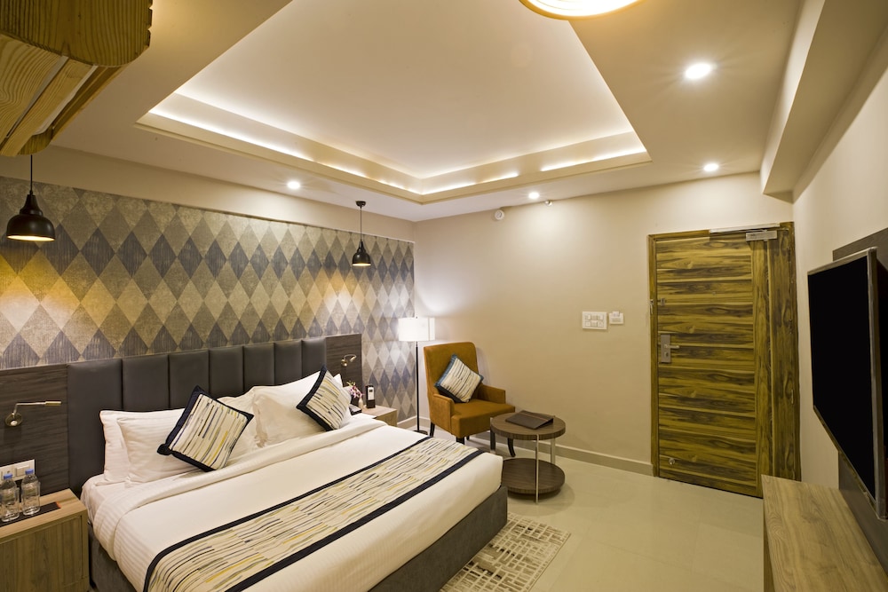 Deluxe Double Room - Photo 1