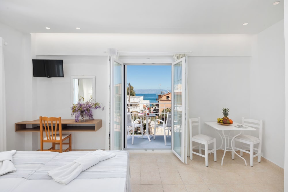 Superior Double or Twin Room, Balcony photo 1