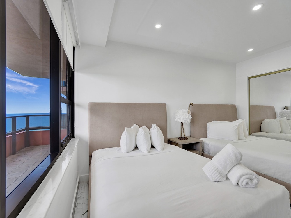 Beautiful Condo A-1218
