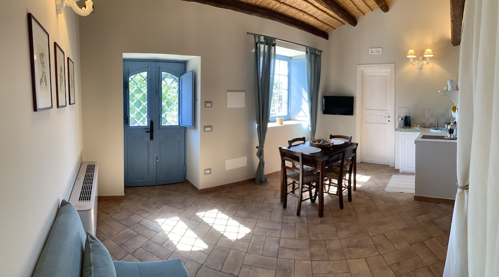 Superior Apartment photo 2