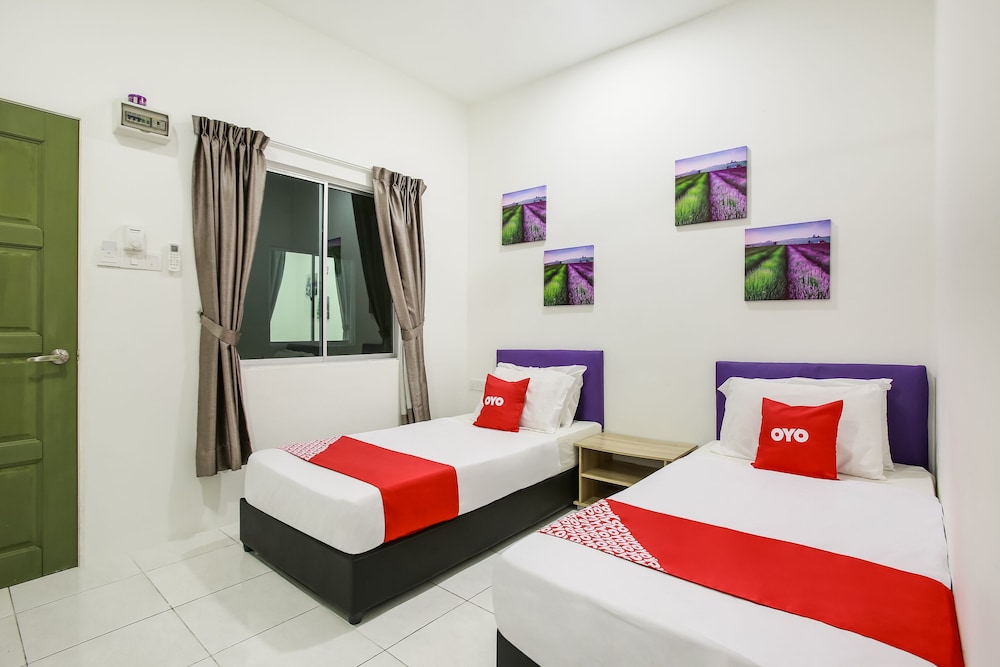 Deluxe Twin Room photo 1