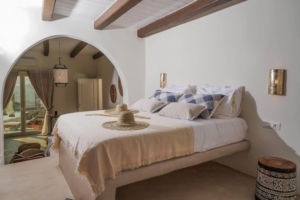 Signature Villa, Sea View