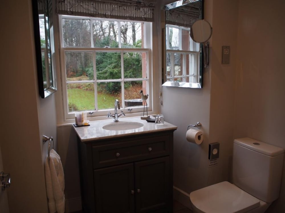 Luxury Double Room, Garden View (Urquhart) photo 2