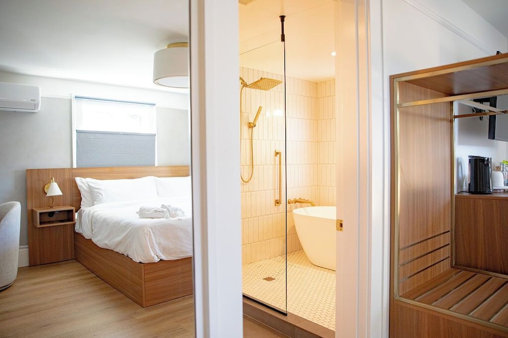 Luxury Room, 1 King Bed