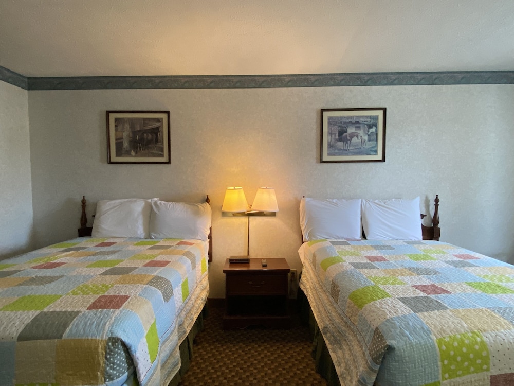 Standard Room, 2 Double Beds photo 1