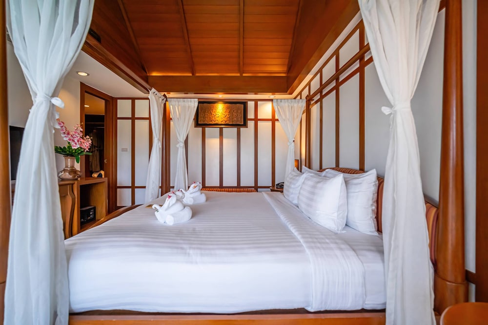 Premier Suite - Photo 4