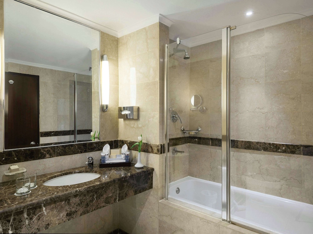 Executive Suite, 2 Bedrooms - Photo 8