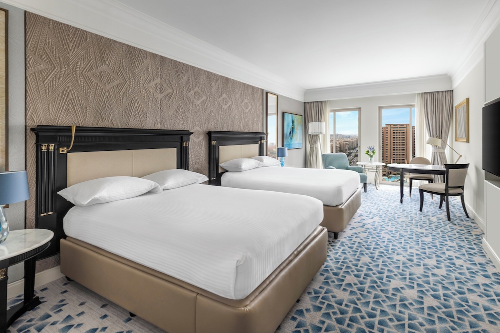 Classic Room, 2 Twin Beds (Ergonomic Flex Space)